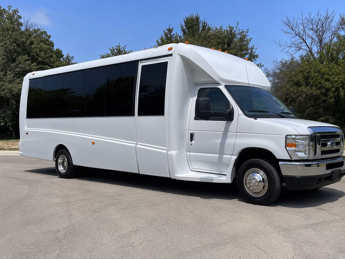 Beaverton Winery Tour & Pub Crawl Transportation