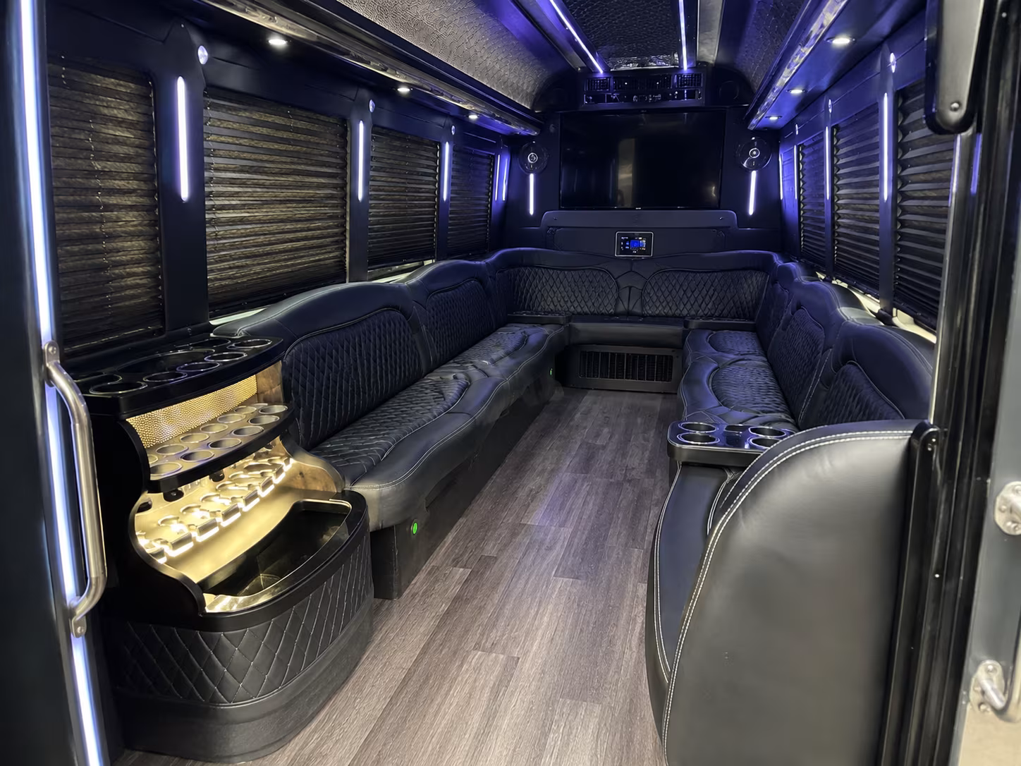 Gresham Prom & Homecoming Transportation party bus exterior