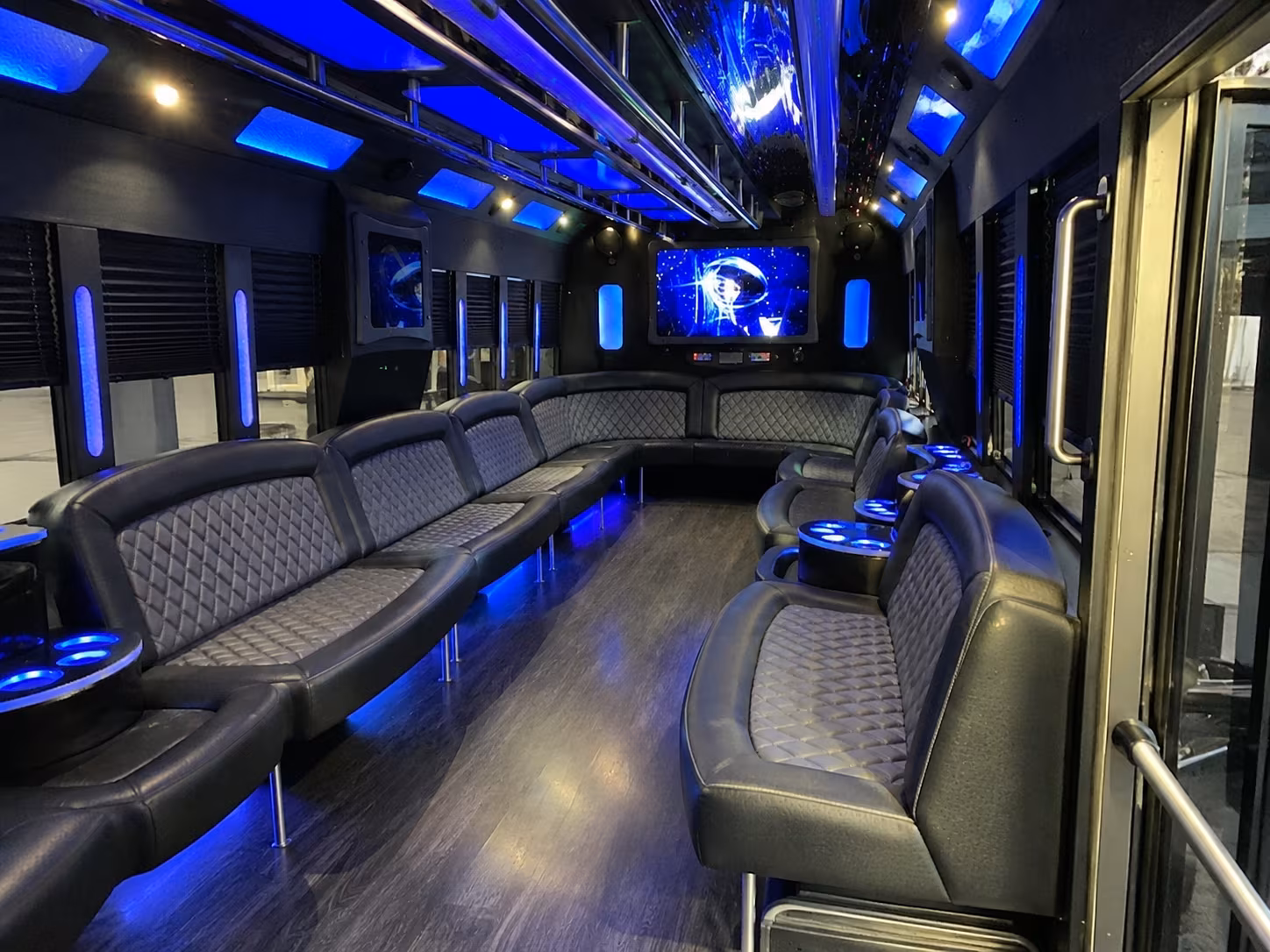Gresham Winery Tour & Pub Crawl Transportation group transportation